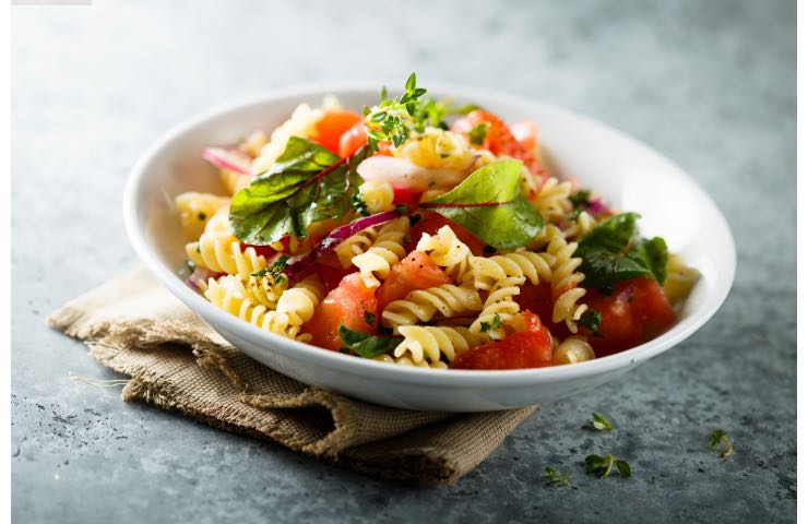 Pasta con pomodorini e melanzane