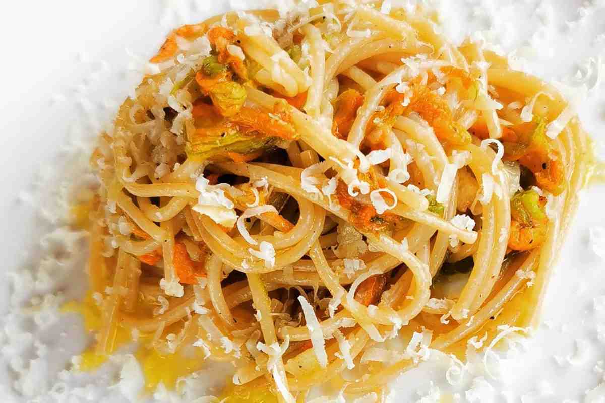 Spaghetti ai fiori di zucca