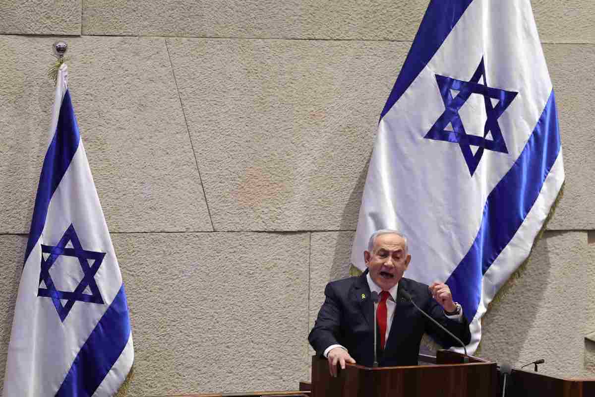 Il presidente israeliano Benjamin Netanyahu durante un discorso